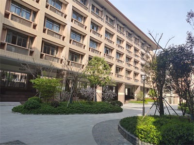 南京市燕子磯中學中加國際部